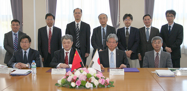 Tohoku University Renews Academic Agreement with Lanzhou University