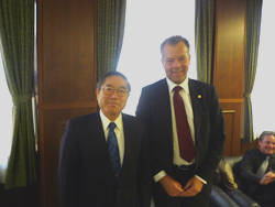 井上総長とグドマンソンKTH学長