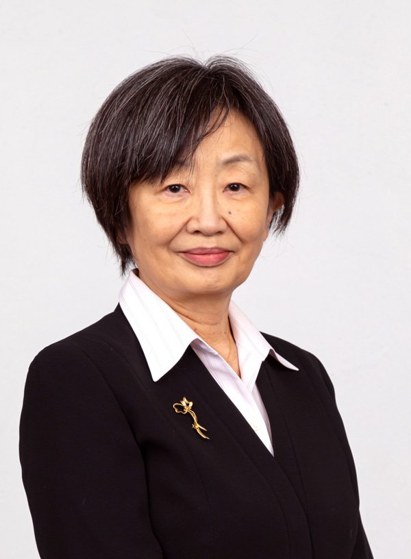 尾﨑　久仁子